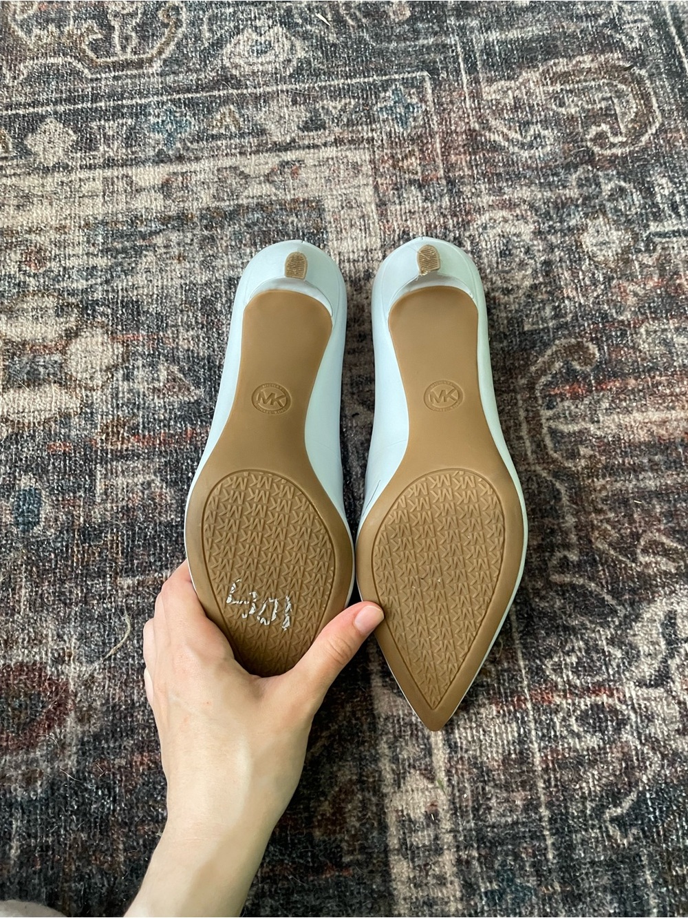Michael kors heels - Picture 4 of 6